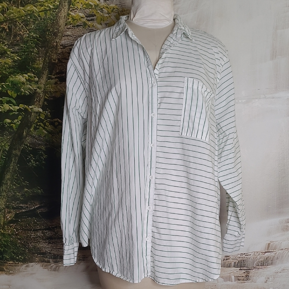 Maurices Womens 3X White Green Striped Shirt Button Up Collared Dress Shirt